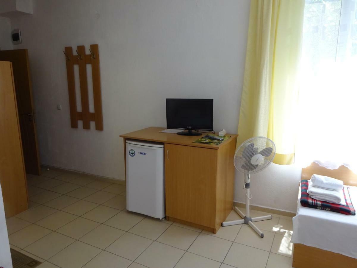Hrisi Hotel Chernomorets Ngoại thất bức ảnh